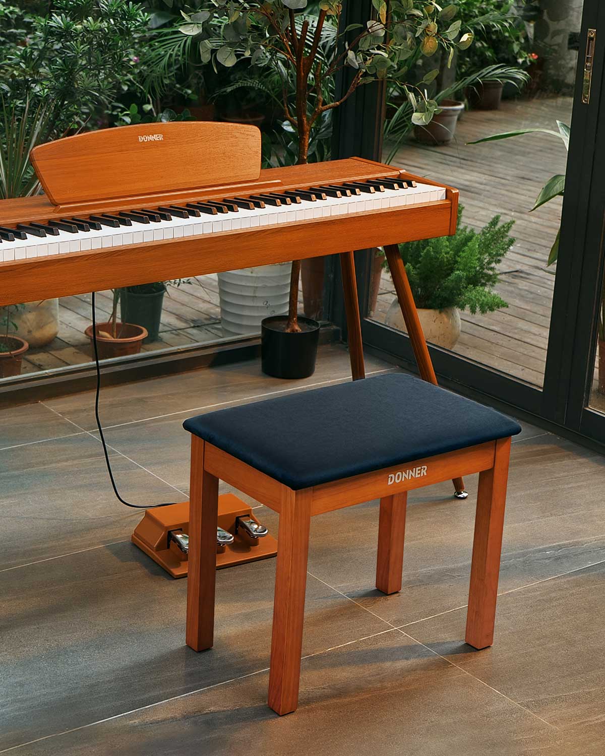 Donner DKB-10 Banco de piano espacioso